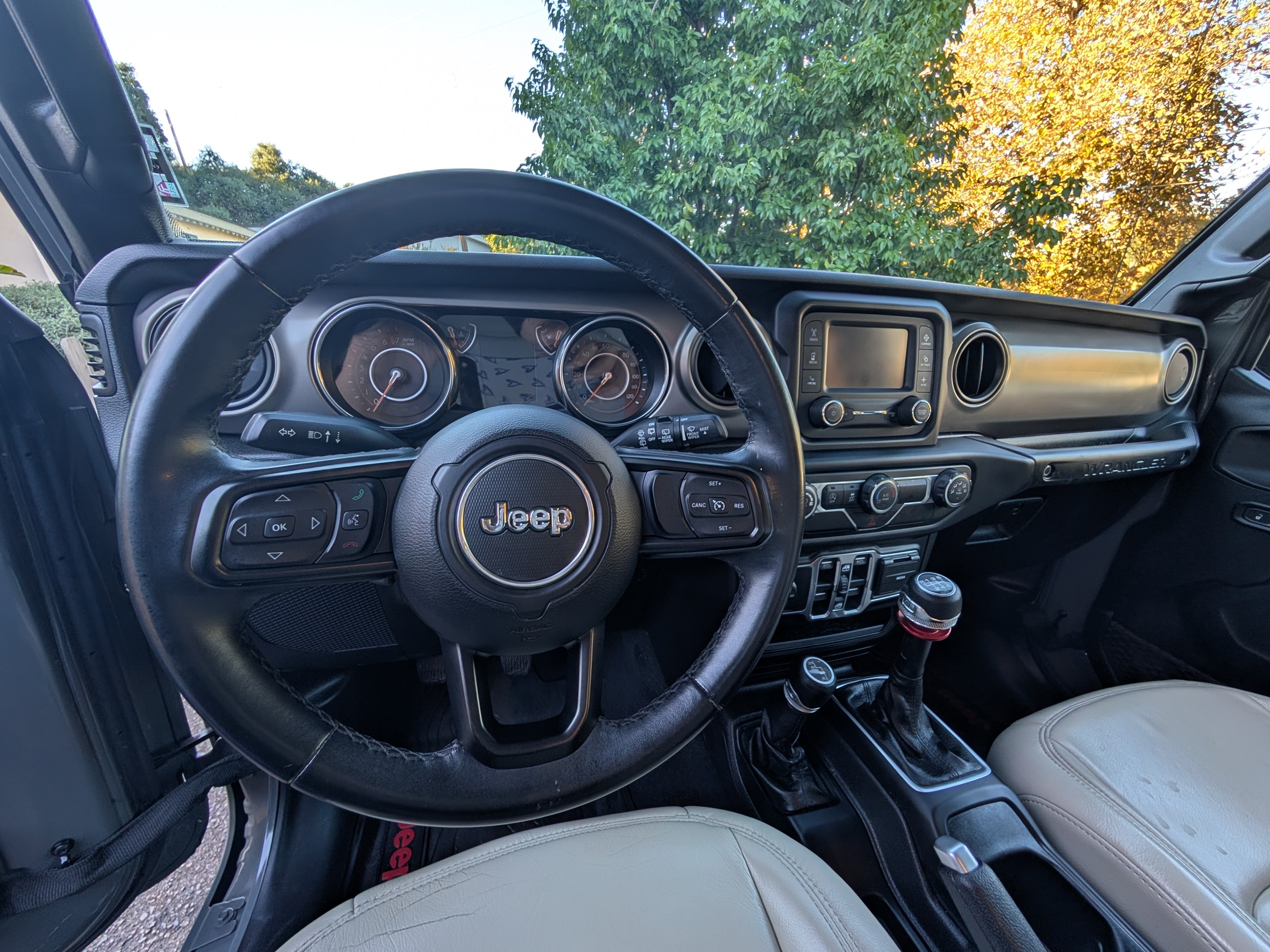 Used 2019 Jeep Wrangler Unlimited Sport S AWD/4WD image 22