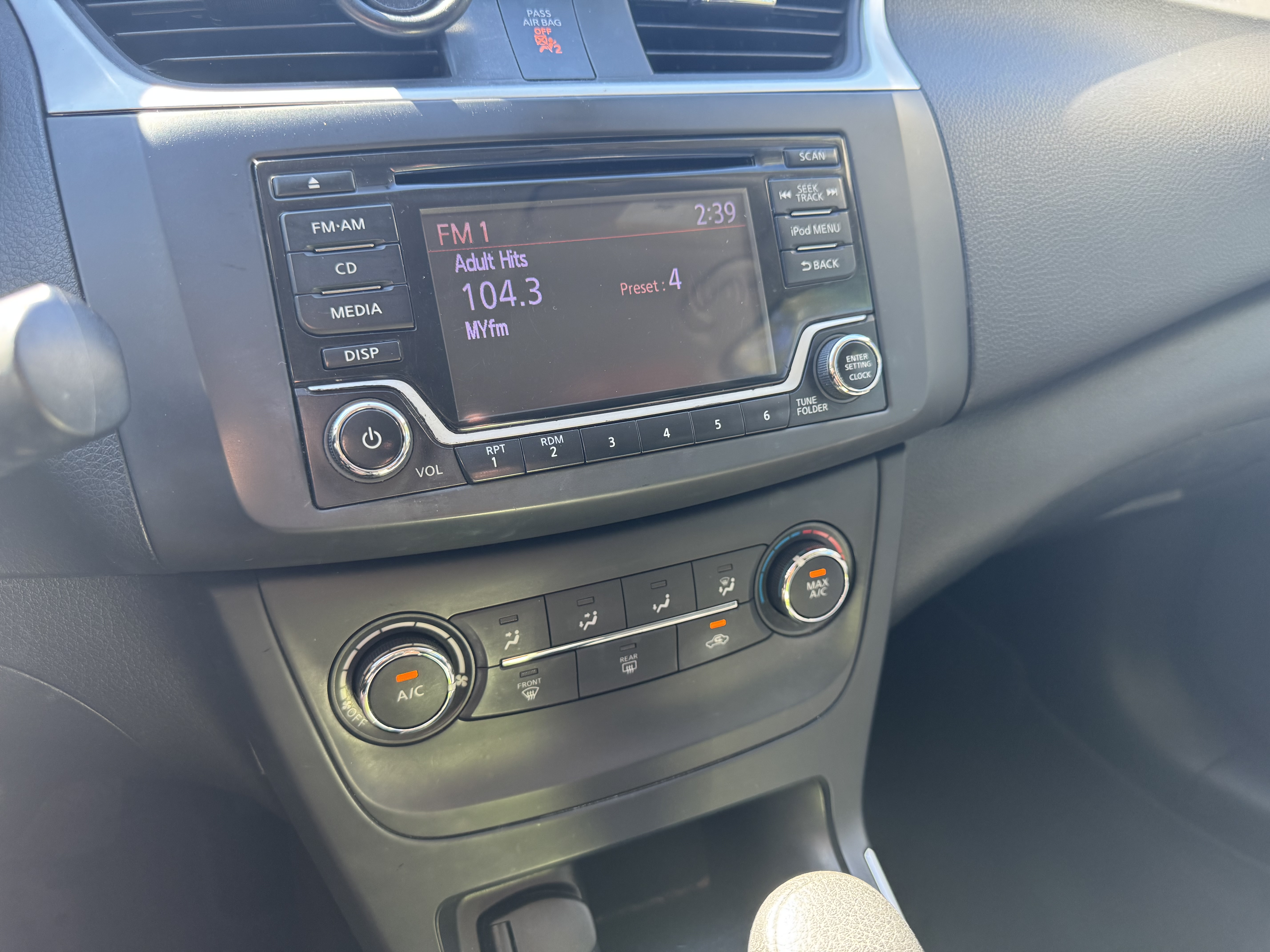 Used 2018 Nissan Sentra S w/ S Midnight Style Package FWD image 14