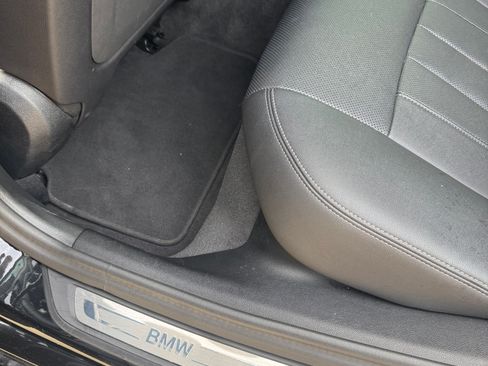 Used 2023 BMW 530e xDrive w/ Premium Package AWD/4WD image 18