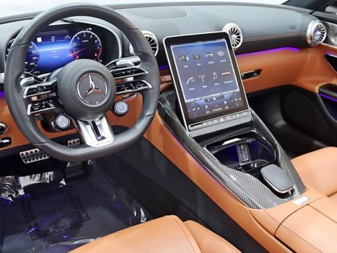 Used 2022 Mercedes-Benz SL 55 AMG 4MATIC image 11