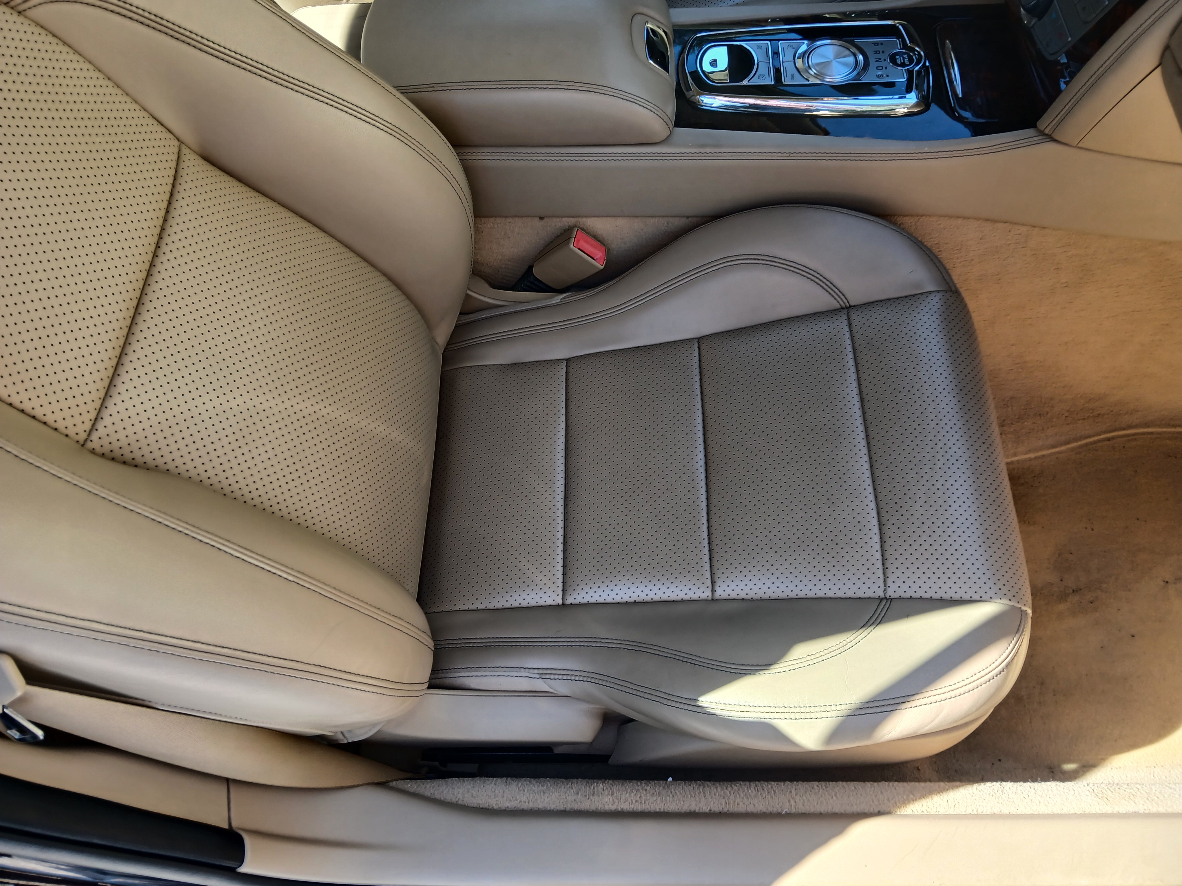 Used 2011 Jaguar XK Convertible RWD image 15
