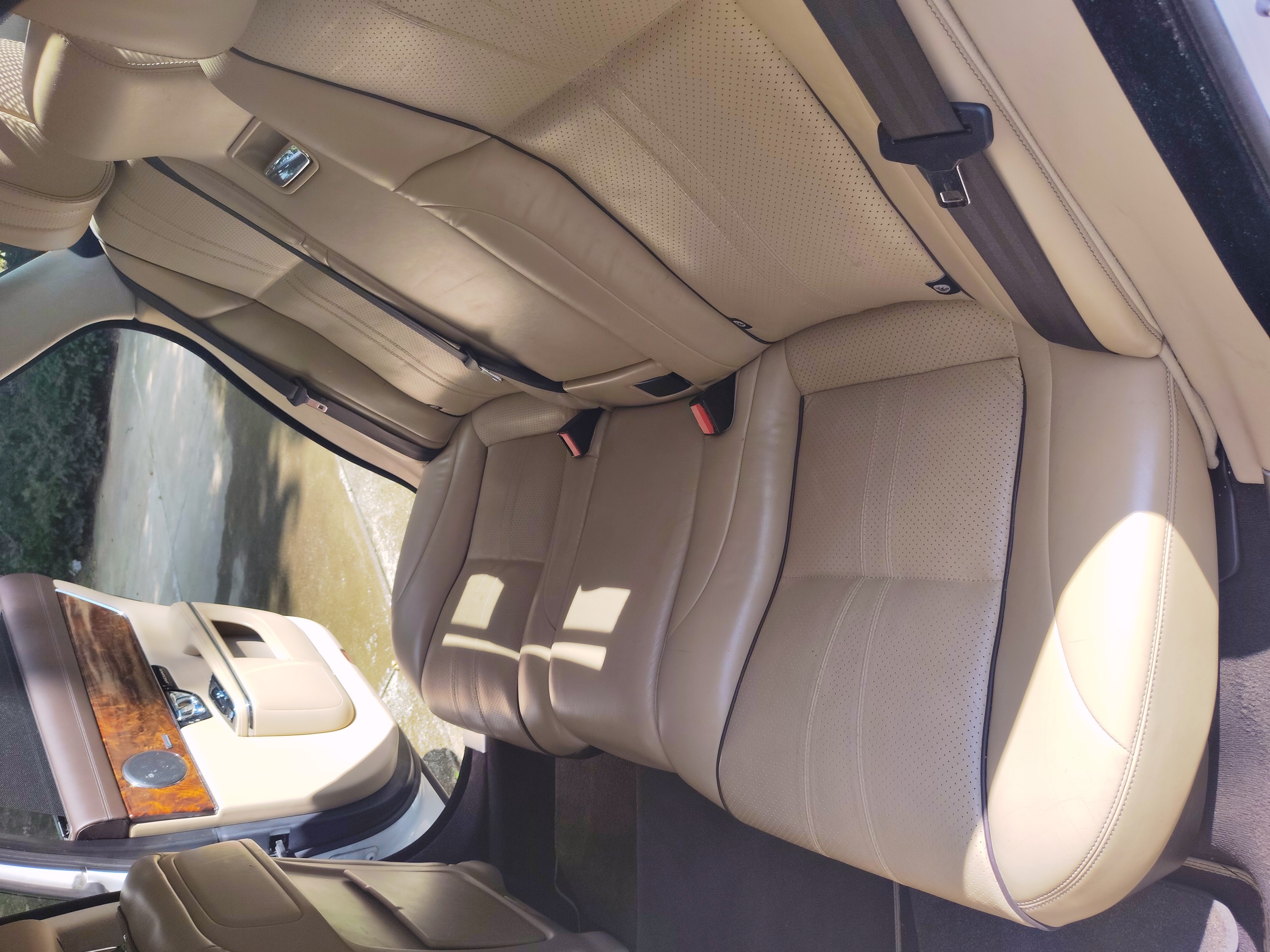 Used 2014 Jaguar XJ L Portfolio RWD image 9