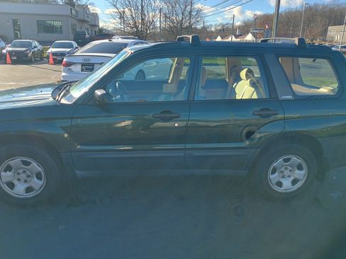 Used 2004 Subaru Forester 2.5X image 1