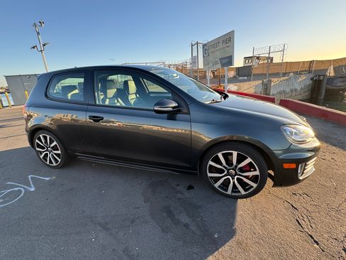 Used 2013 Volkswagen GTI Autobahn image 8