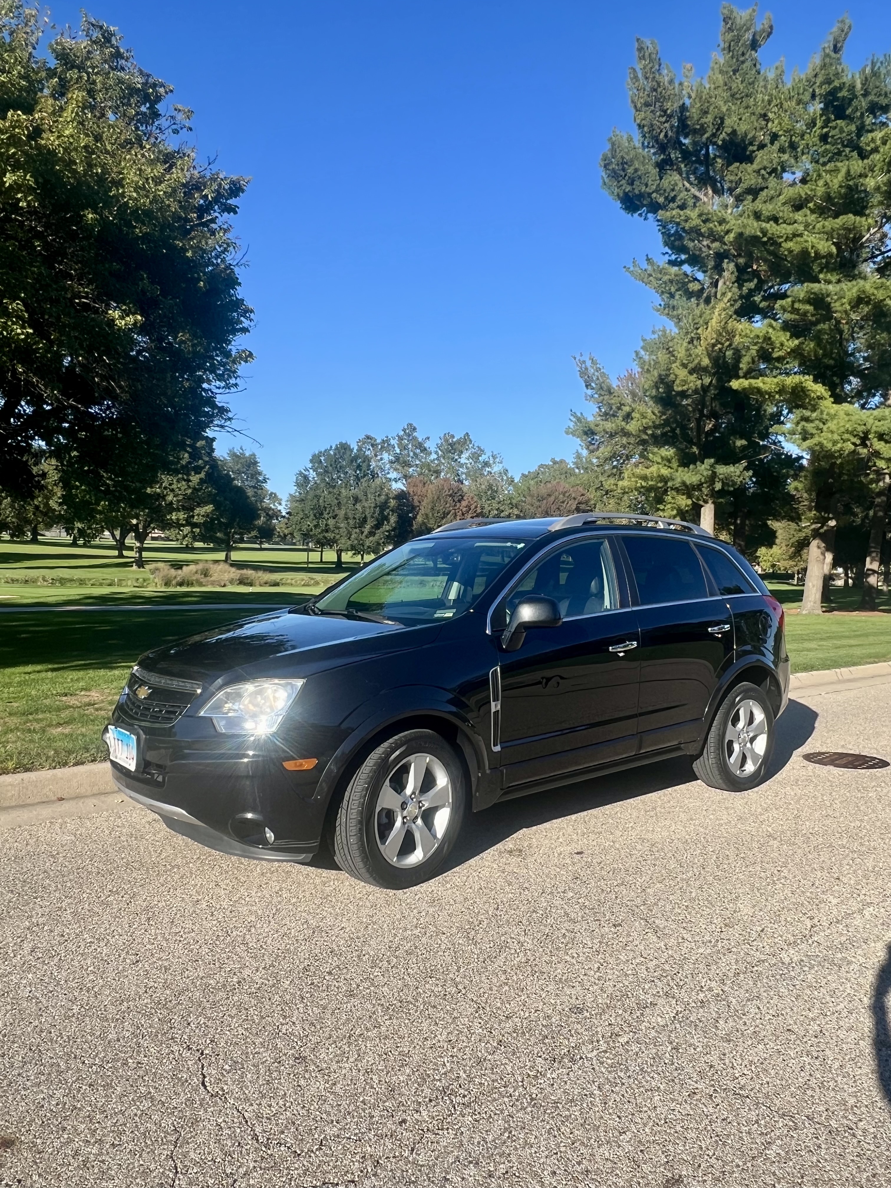 Used 2014 Chevrolet Captiva Sport LTZ FWD image 1