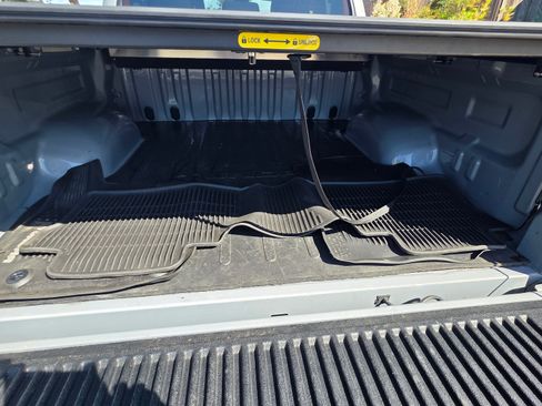 Used 2020 Toyota Tundra SR5 image 5