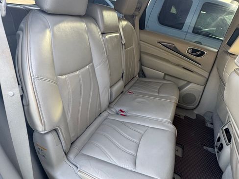 Used 2013 INFINITI JX35 AWD w/ Premium Pkg image 12