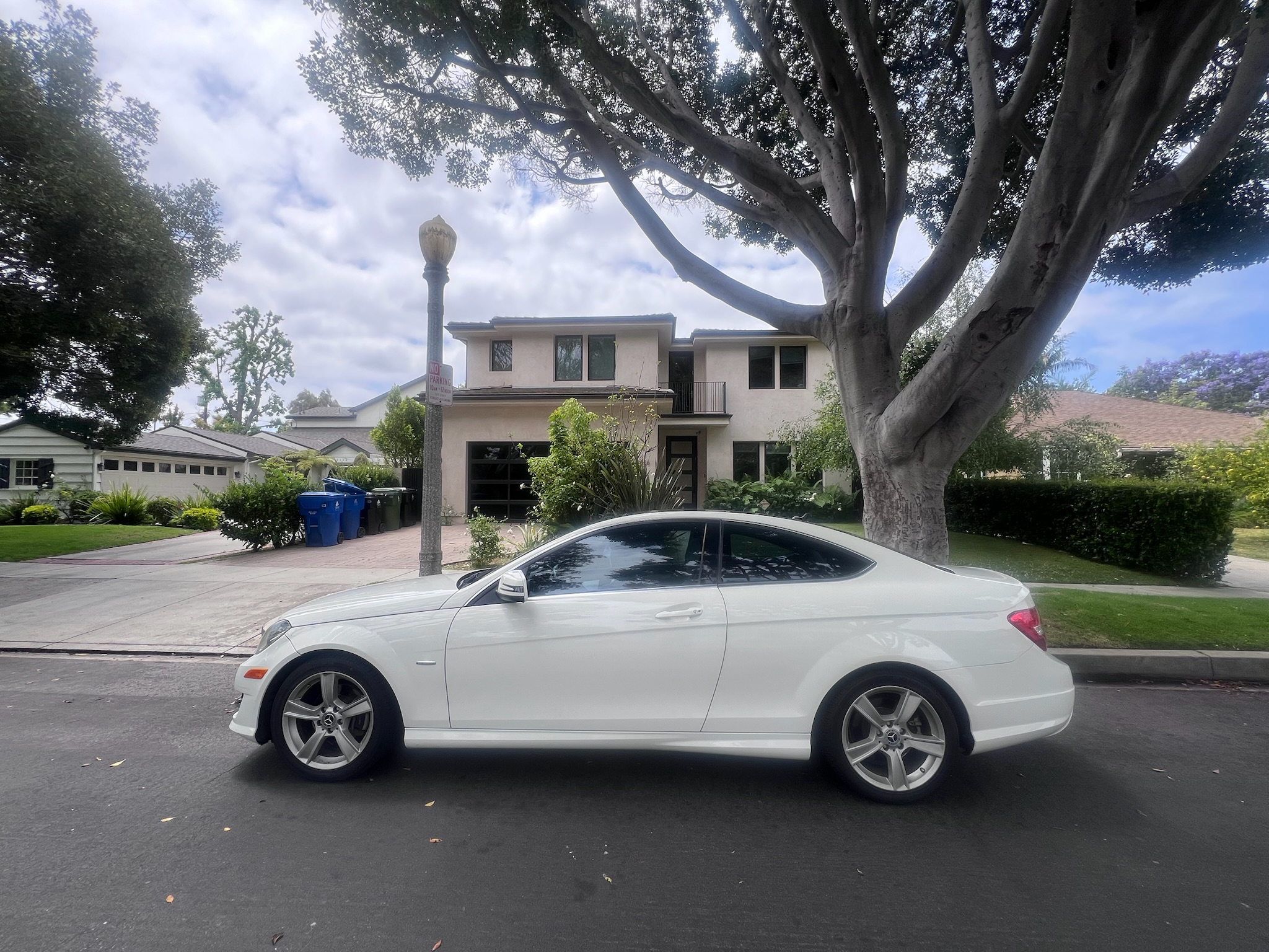 Used 2012 Mercedes-Benz C 250 Coupe image 9