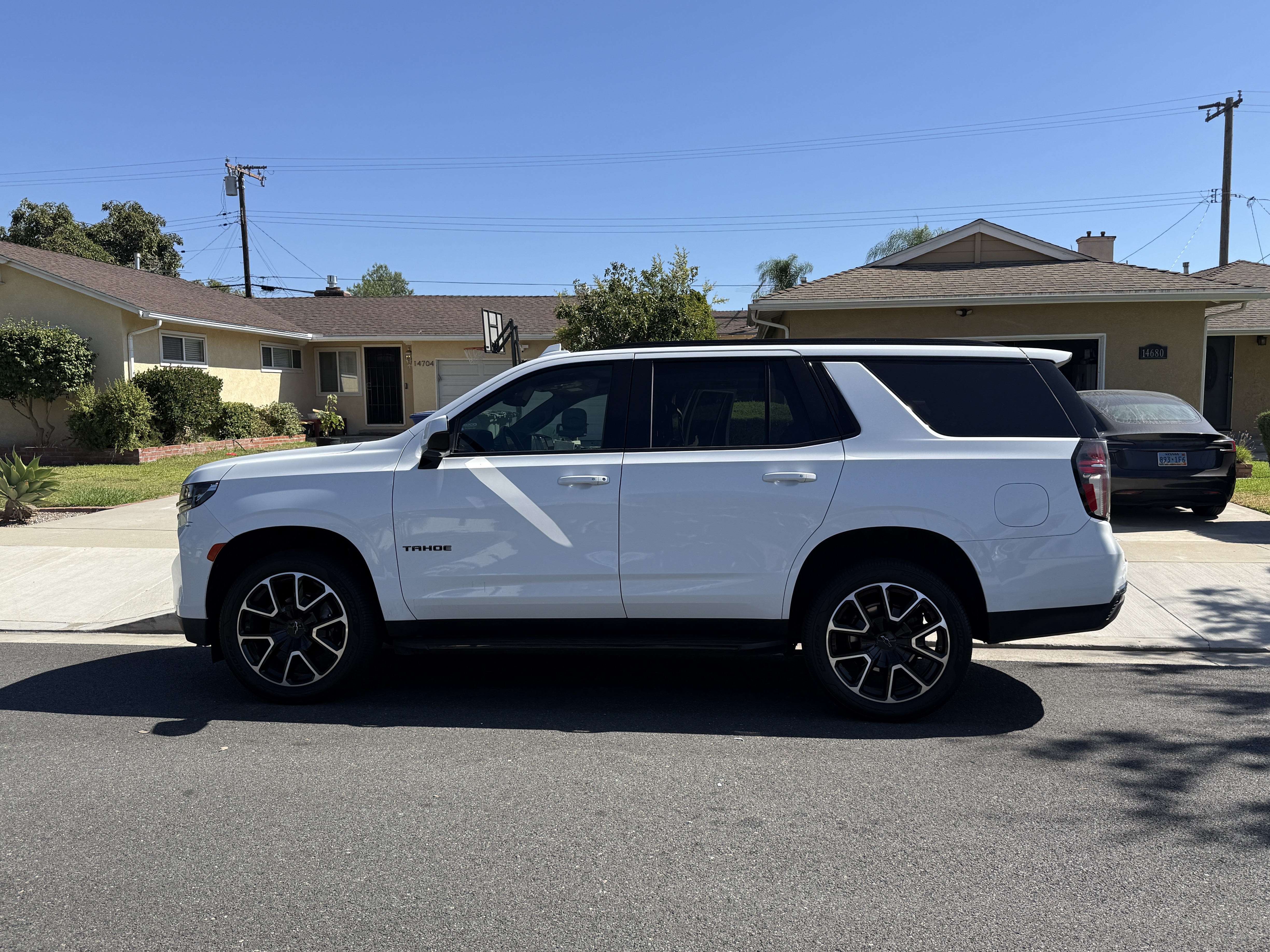 Used 2021 Chevrolet Tahoe RST w/ Rear Media and Nav Package AWD/4WD image 6