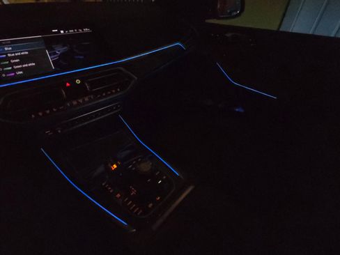 Used 2022 BMW X5 xDrive45e w/ M Sport Package image 15