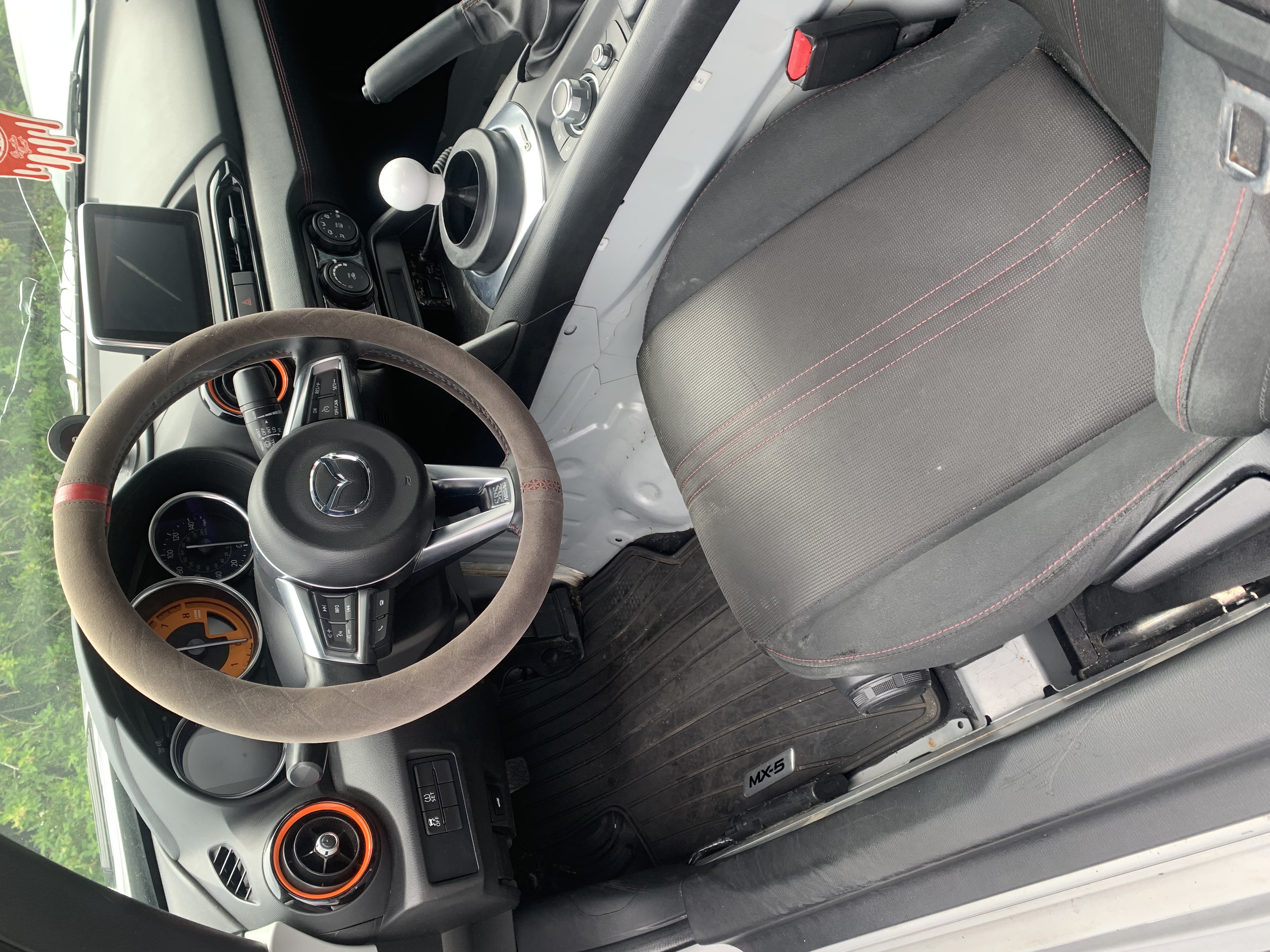 Used 2016 MAZDA MX-5 Miata Club RWD image 8