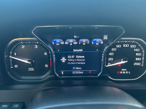 Used 2021 GMC Sierra 2500 Denali w/ Denali Black Diamond Edition image 16