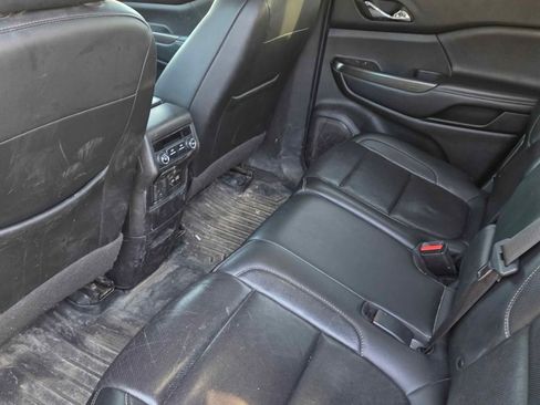 Used 2020 GMC Acadia SLT image 12