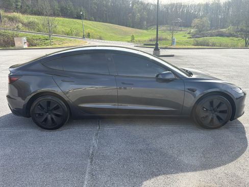Used 2025 Tesla Model 3 Long Range image 4