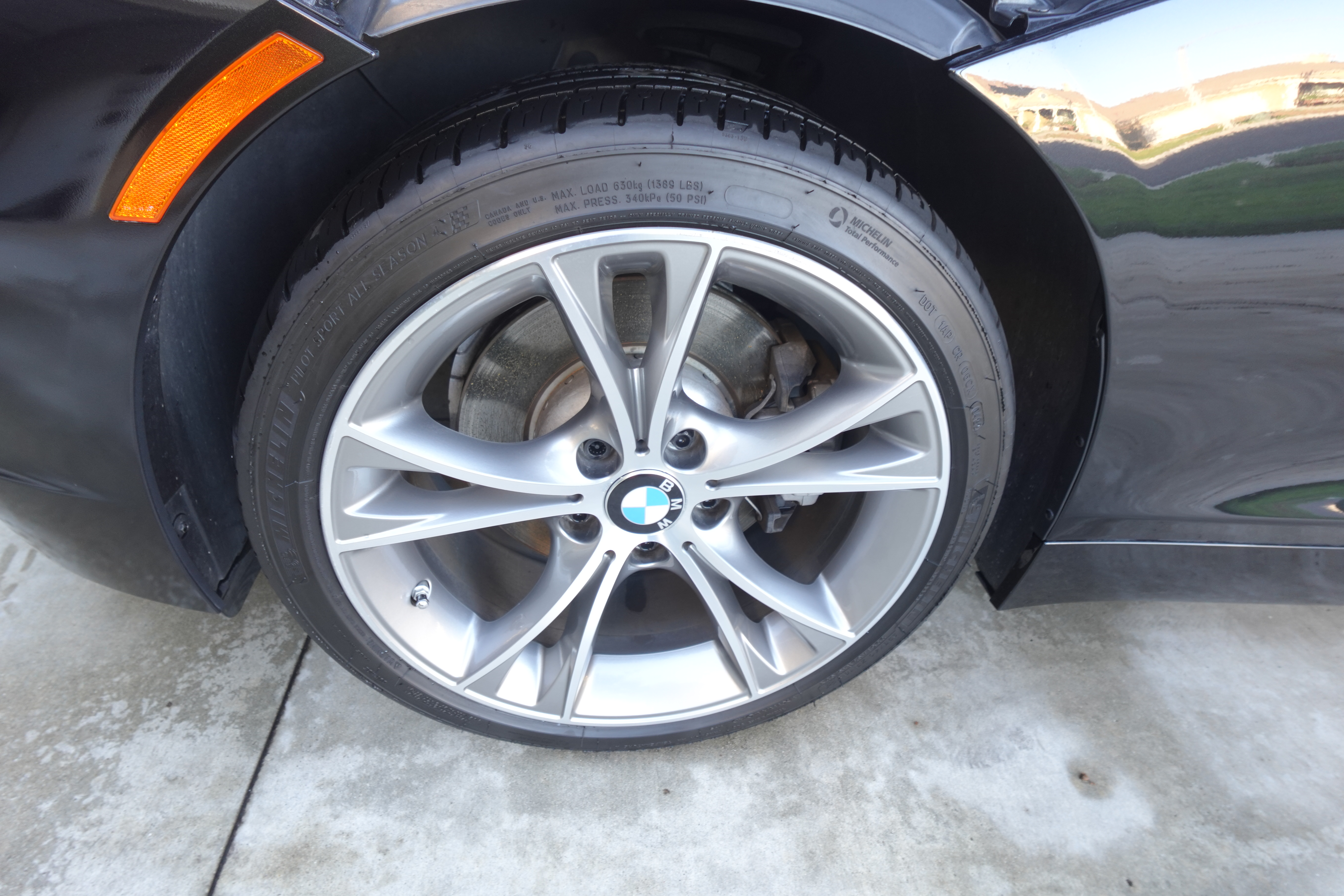Used 2014 BMW Z4 sDrive35i RWD image 2