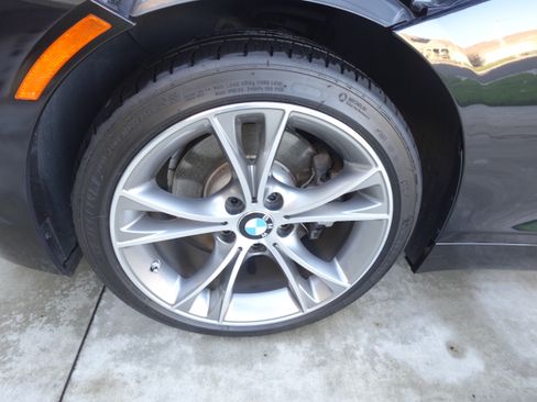 Used 2014 BMW Z4 sDrive35i image 2