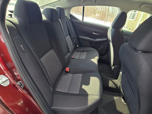 Used 2022 Nissan Sentra SV image 9