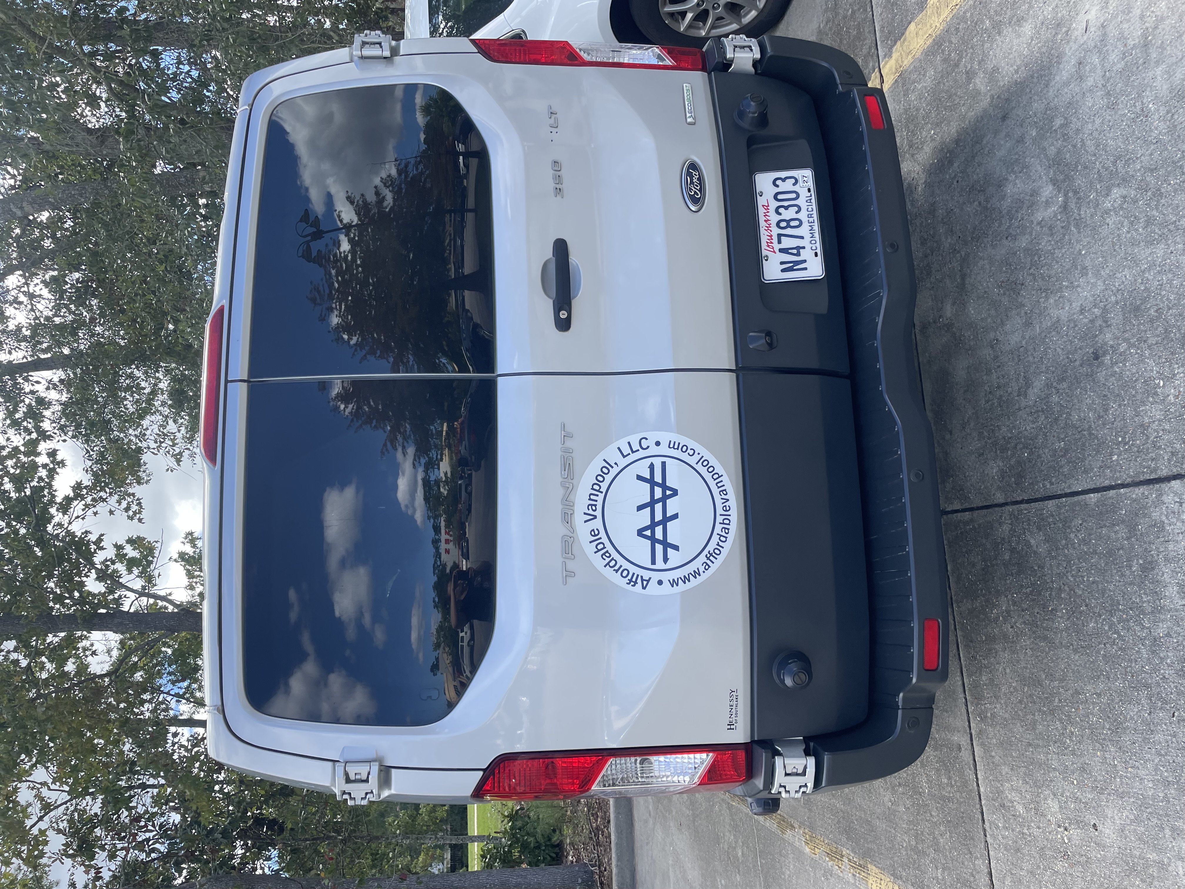 Used 2018 Ford Transit 350 XLT RWD image 5