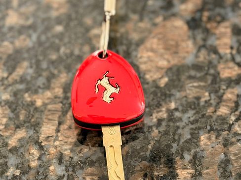 Used 2015 Ferrari California T image 22