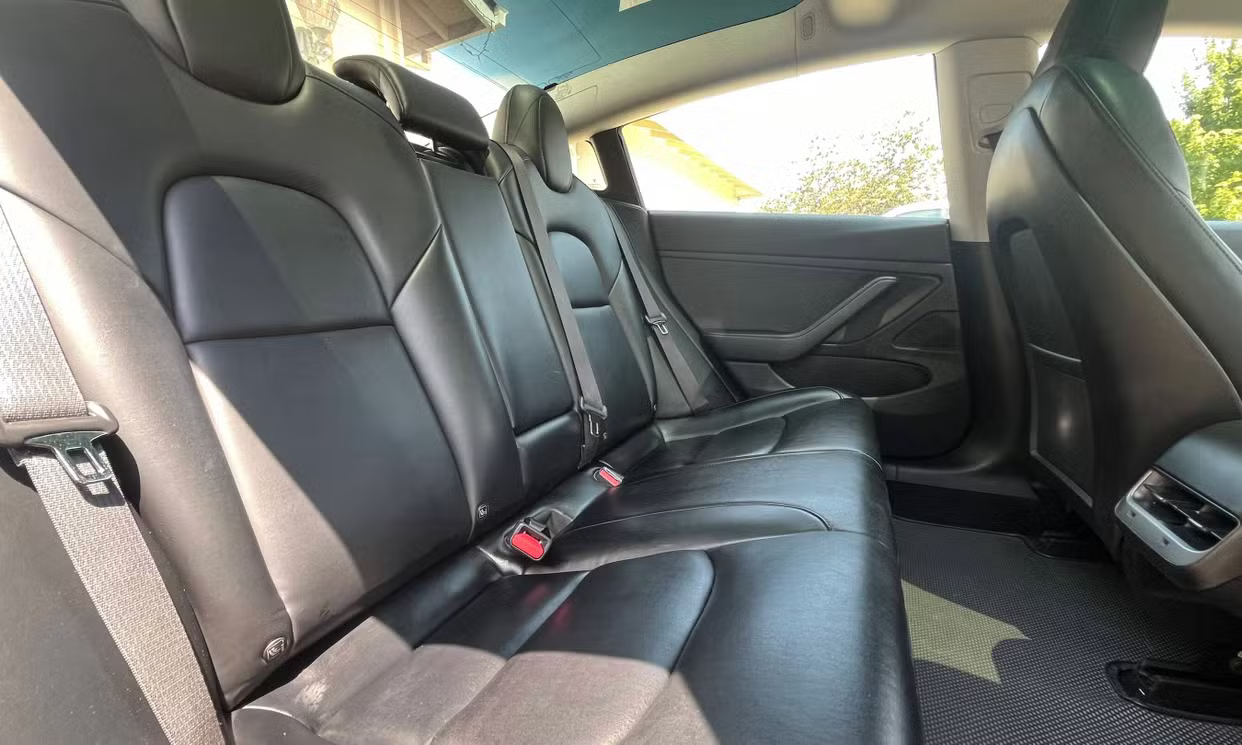 Used 2019 Tesla Model 3 RWD image 12
