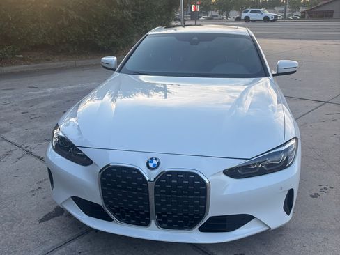 Used 2021 BMW 430i Coupe w/ Convenience Package image 2
