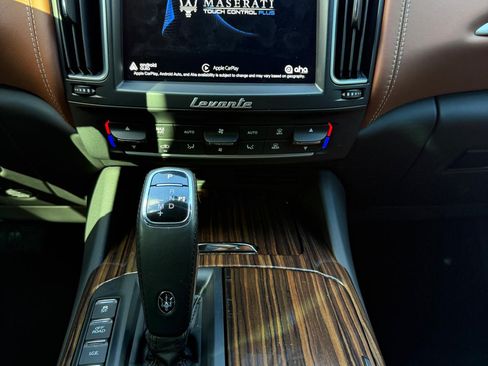 Used 2019 Maserati Levante S GranLusso image 16