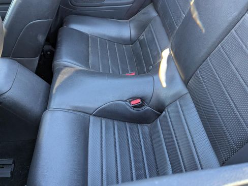 Used 2005 Ford Mustang GT Premium image 6