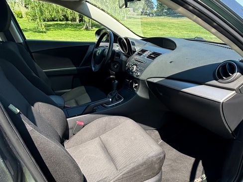 Used 2012 MAZDA MAZDA3 i Touring FWD image 14