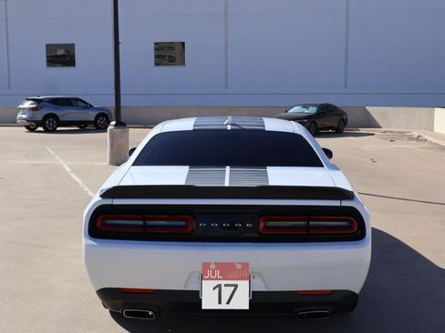 Used 2017 Dodge Challenger SXT w/ Blacktop Package image 8