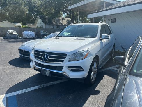 Used 2014 Mercedes-Benz ML 350 BlueTEC 4MATIC image 2
