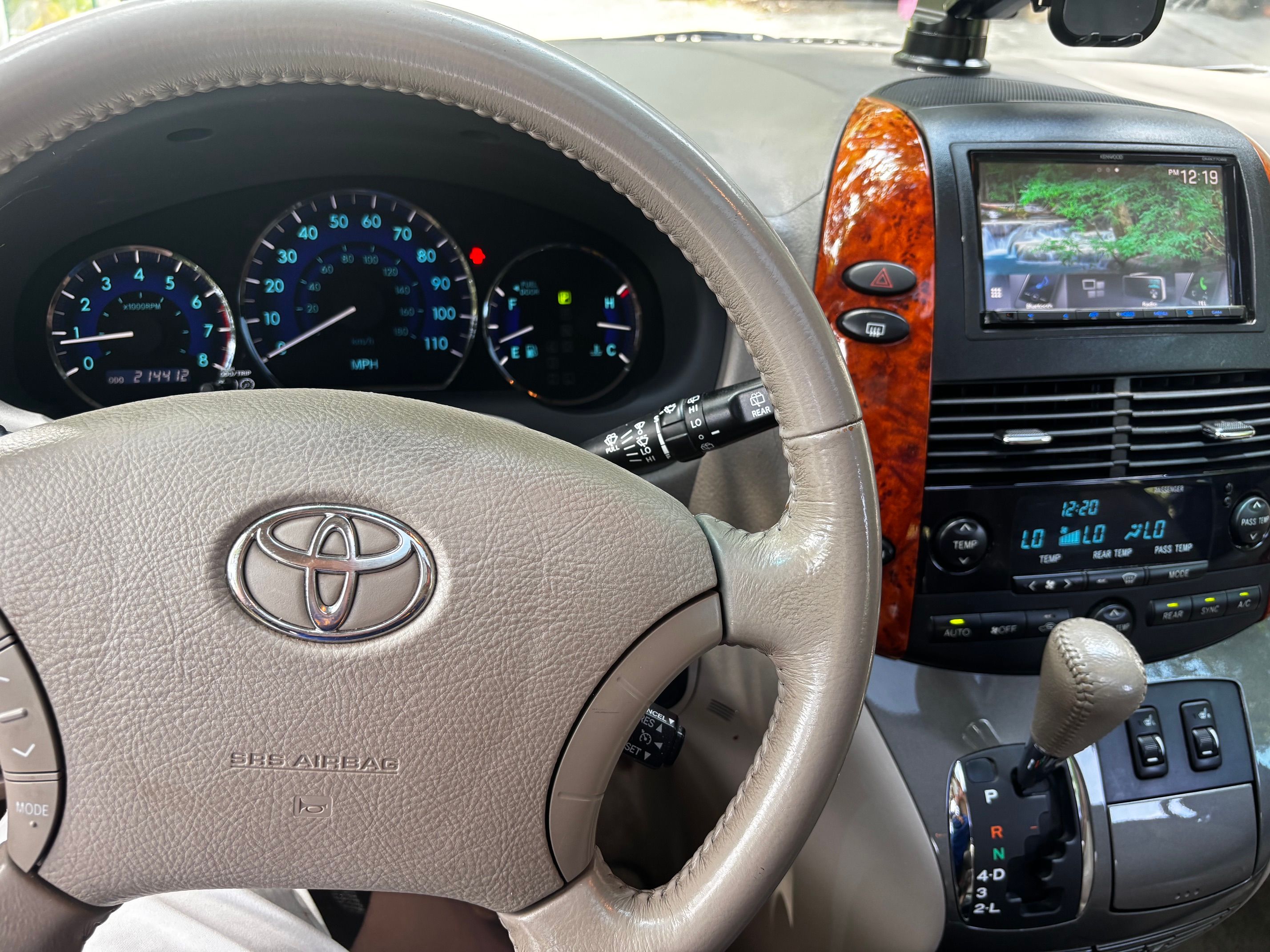 Used 2009 Toyota Sienna XLE w/ Towing Prep Pkg FWD image 19