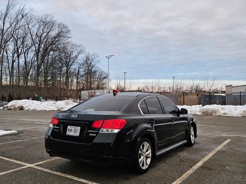 Used 2014 Subaru Legacy 2.5i Premium image 8