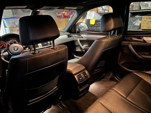 Used 2017 BMW X4 xDrive28i image 19