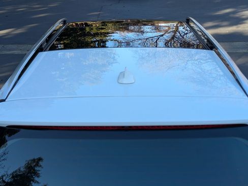 Used 2015 Mercedes-Benz E 350 4MATIC Wagon image 6