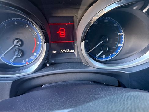 Used 2016 Toyota Corolla S Special Edition image 5