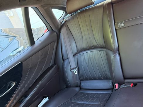 Used 2019 Lexus LS 500 w/ Interior Upgrade Package image 21