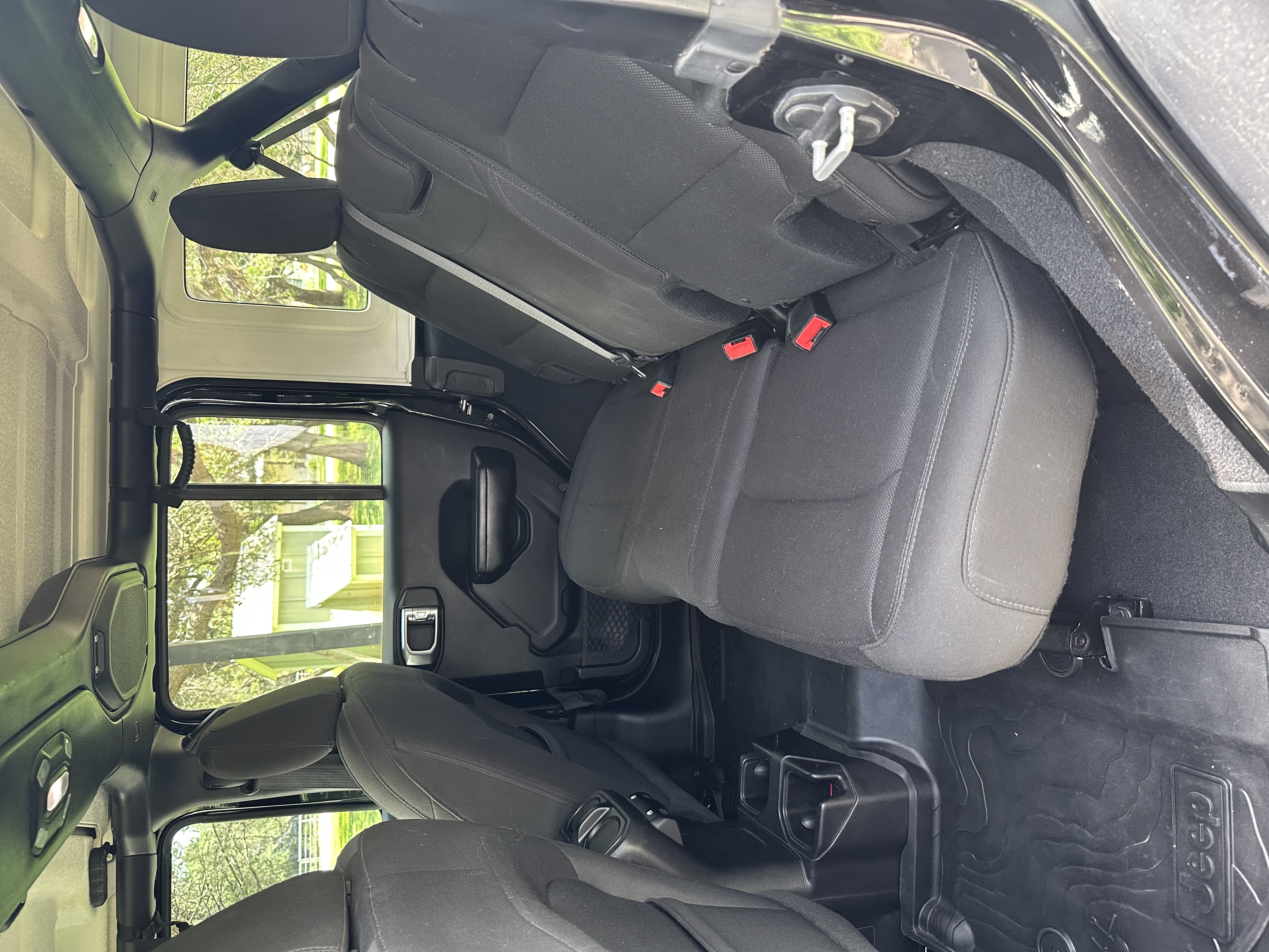 Used 2018 Jeep Wrangler Unlimited Sport S AWD/4WD image 17