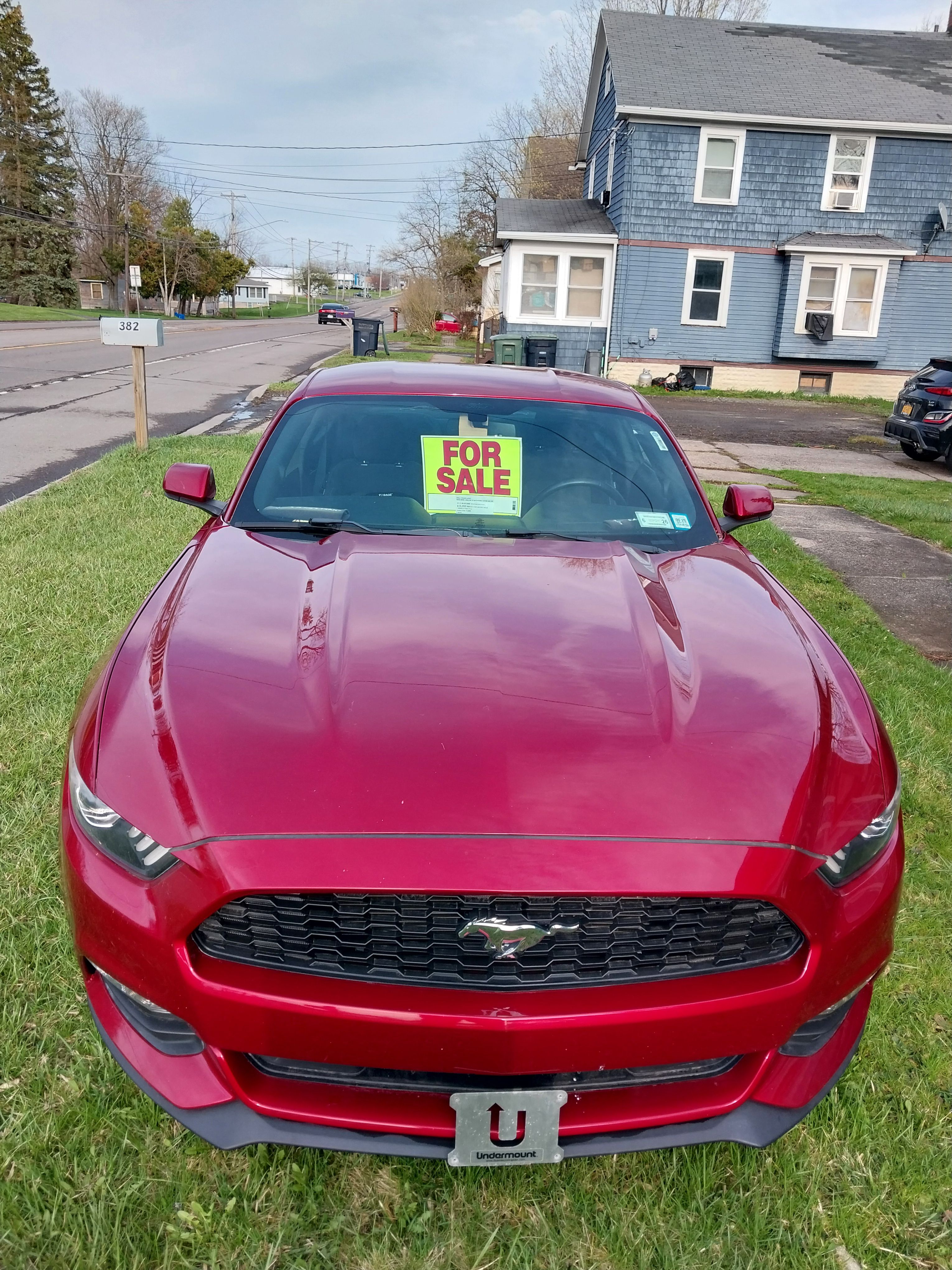 Used 2016 Ford Mustang Coupe RWD image 5