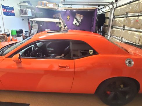 Used 2009 Dodge Challenger SRT8 w/ SRT Option Group II image 11