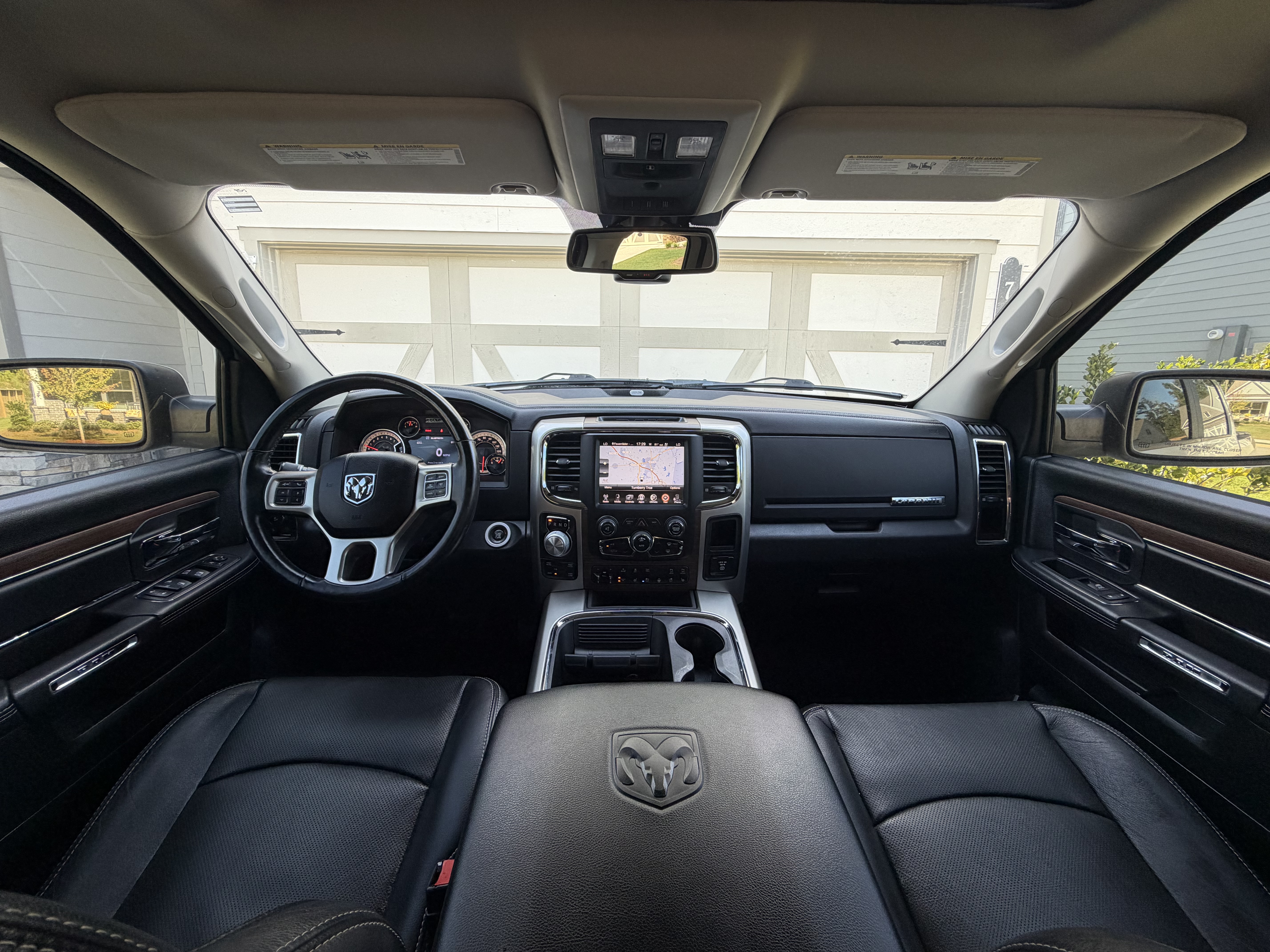 Used 2016 RAM 1500 Laramie w/ Convenience Group AWD/4WD image 15