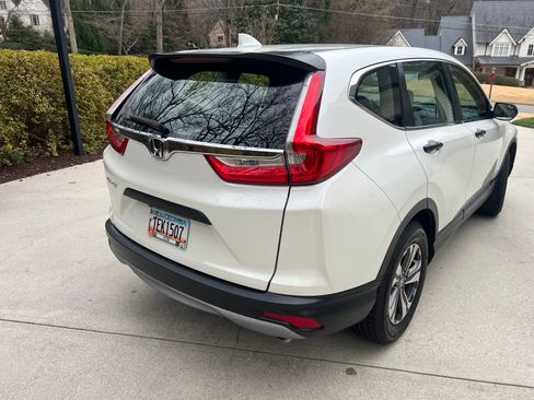 Used 2018 Honda CR-V LX image 10
