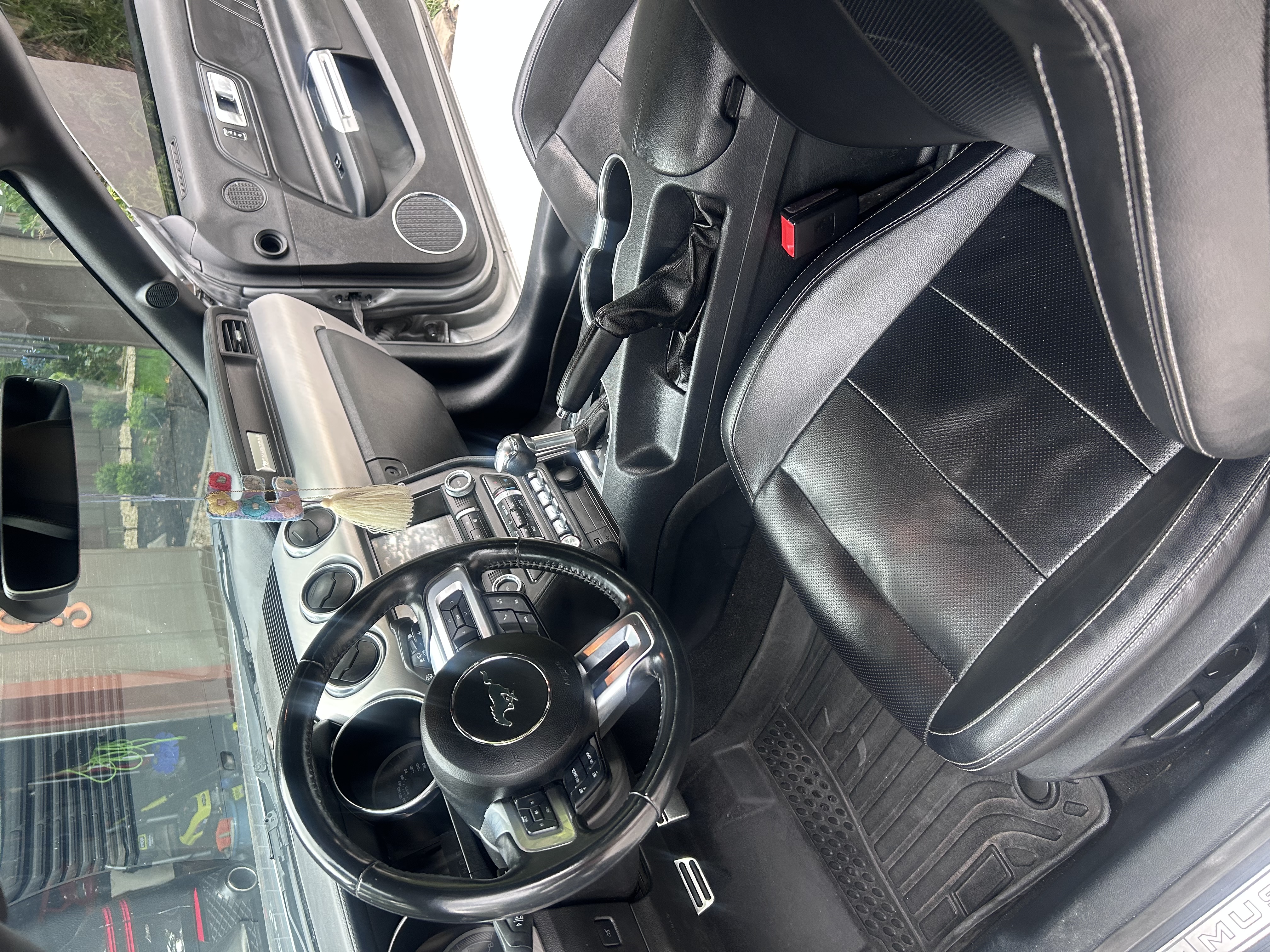 Used 2021 Ford Mustang Premium RWD image 12