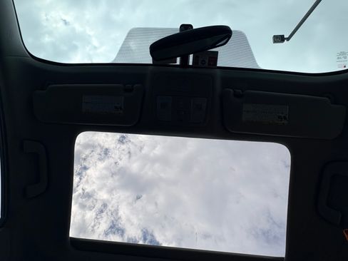 Used 2013 Toyota Prius V Five image 15