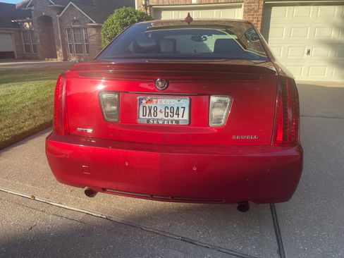 Used 2011 Cadillac STS RWD image 12