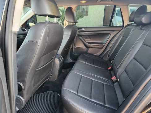 Used 2014 Volkswagen Jetta TDI image 12