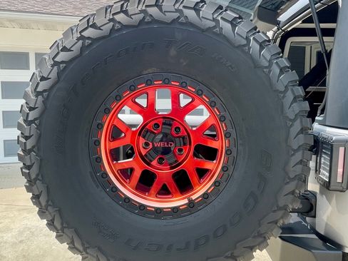 Used 2018 Jeep Wrangler Unlimited Rubicon AWD/4WD image 12