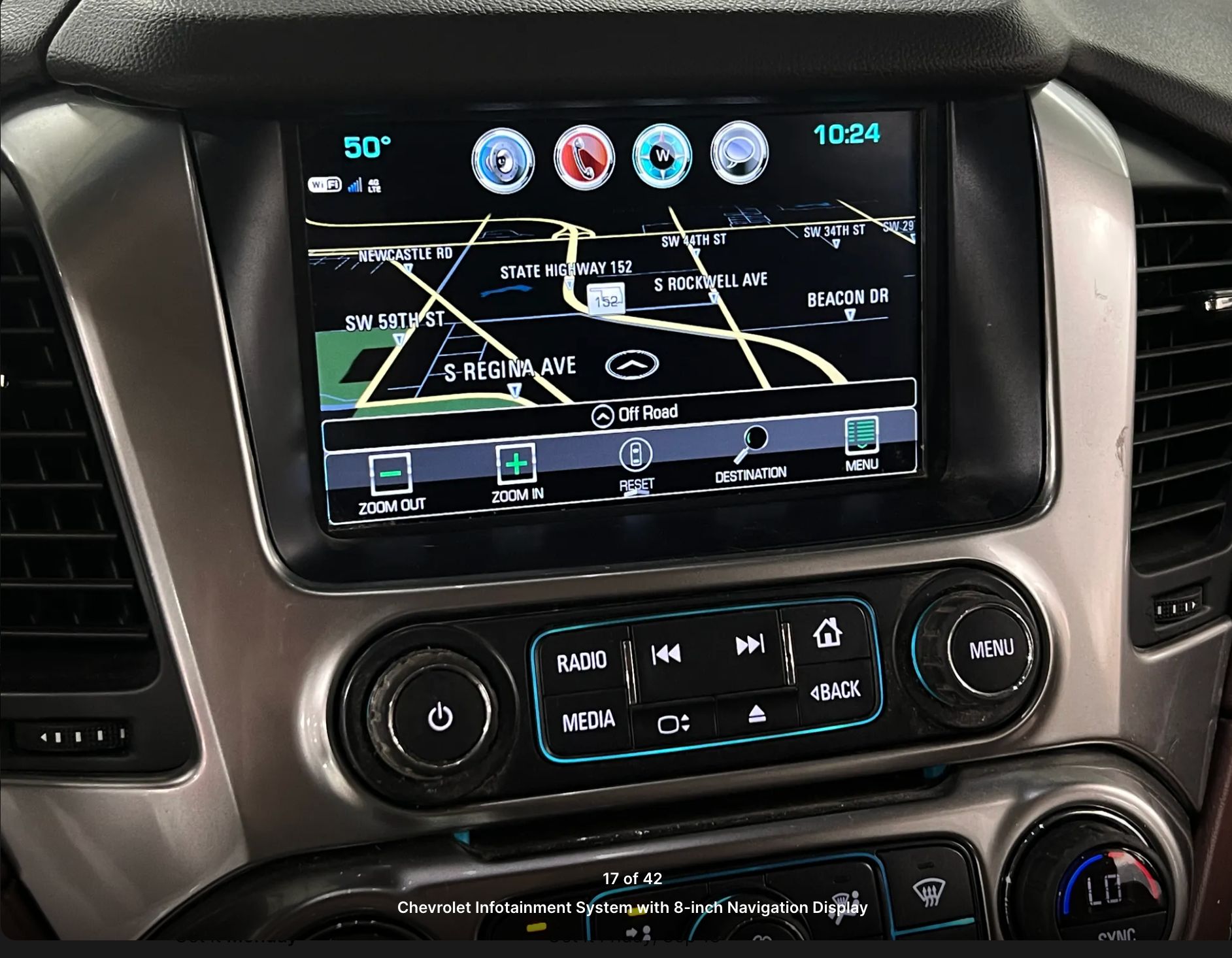 Used 2019 Chevrolet Tahoe Premier w/ RST 6.2L Performance Edition RWD image 17