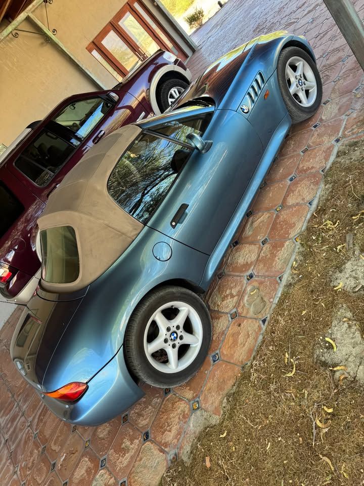 Used 1998 BMW Z3 2.8 RWD image 5