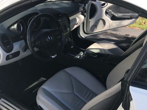 Used 2009 Mercedes-Benz SLK 300 SLK 300 Roadster 2D image 10
