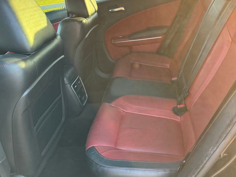Used 2015 Dodge Charger R/T w/ Premium Group RWD image 15